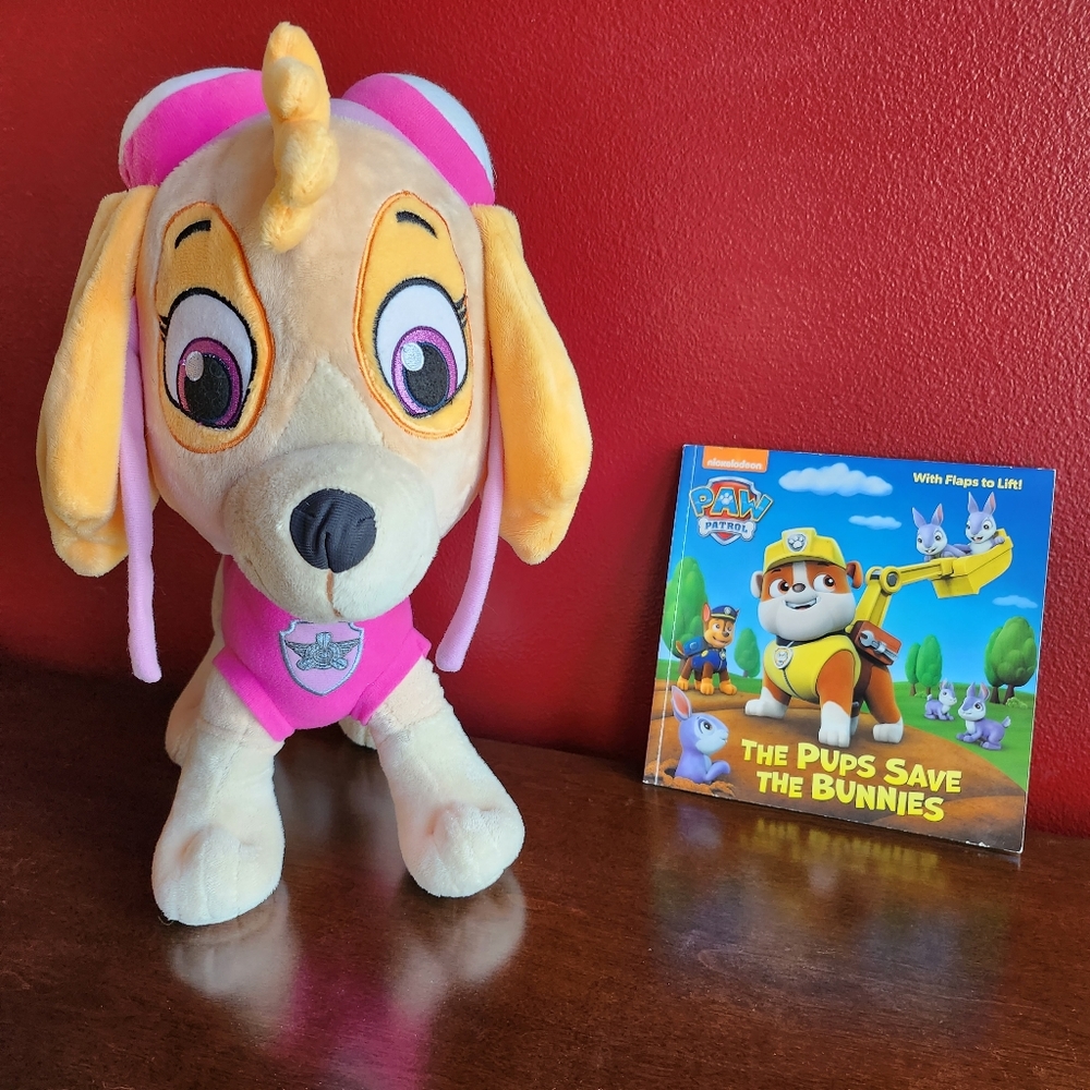 Paw Patrol Skye 17" Plush and "The Pups Save The Bunnies" Book with Flaps